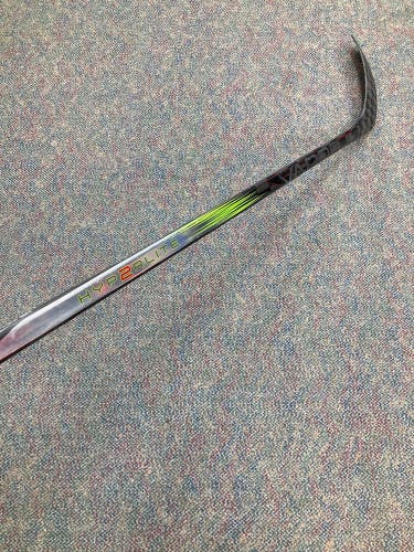 Senior Bauer Vapor Hyperlite 2 Hockey Stick Right Handed 65 Flex