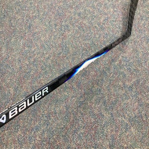 Bauer Vapor Flylite Hockey Stick | LH P28 Junior 40 Flex