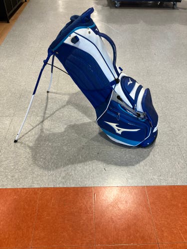 Blue Mizuno Tour Staff Bag (Used)