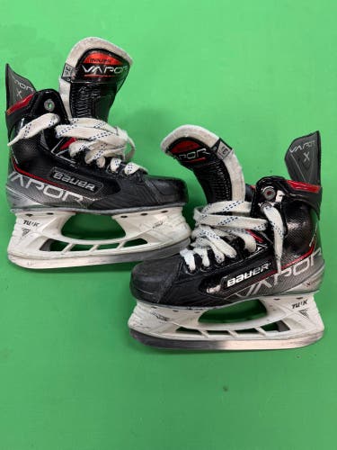 Junior Bauer S21 Vapor Shift Pro (SMU) Hockey Skates Size 3.5 (Used)