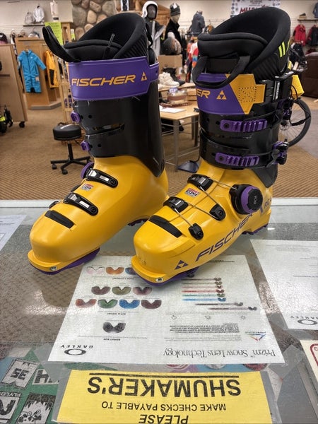 Fischer RC4 MV Pro Ski Boots Flex 130 Boa GW Vacuum Size 28.5 W/ ZIPFIT liner