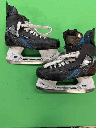 Senior True TF9 Hockey Skates Regular Width 8 (Used)