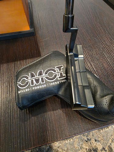 LEFT HAND MIZUNO M.CRAFT OMOI 2 BLACK GOLF PUTTER 35.5" WITH H/C