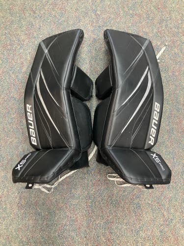 Large Intermediate Bauer Vapor X5 Pro Goalie Leg Pads (Used)