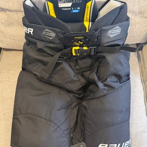 Intermediate Medium Bauer Supreme Mach Hockey Pants (Used)