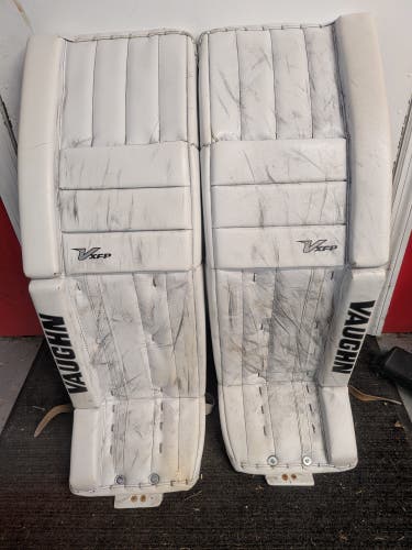 34 + 2 Vaughn Velocity XFP Goalie Leg Pads (Used)