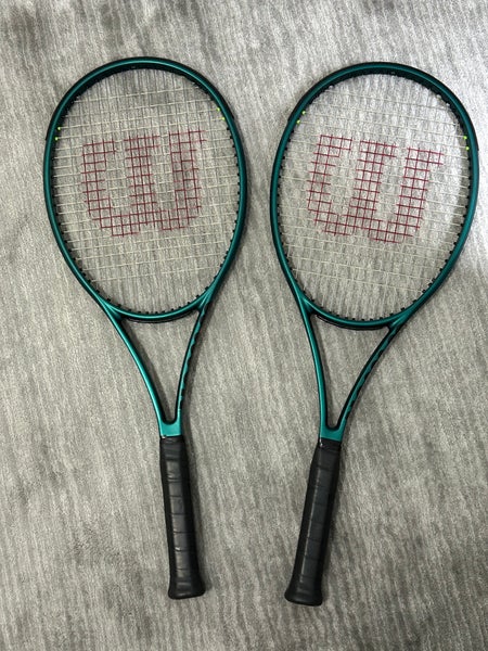 Adult Wilson Blade 98 V9 Tennis Racquet (Used)