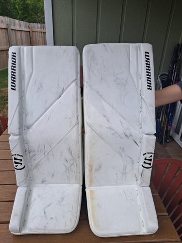 26"+1 Warrior Ritual G7 Goalie Leg Pads (Used)