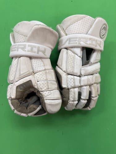 Maverik M6 Lacrosse Gloves (Used)