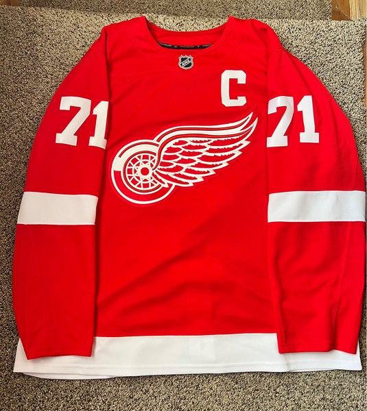 2025-2026 Dylan Larkin Red Home Red Wings Jersey. Fanatics premium jersey. All stitched. Size 56