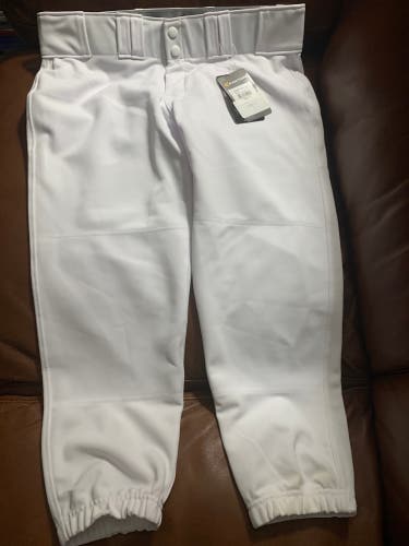 White Women's Medium Adult Easton Pro Game Pants (New)