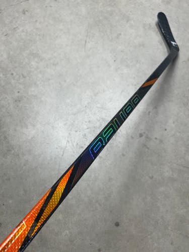 77 Flex P90TM Senior Bauer Tracer Left Hand Hockey Stick Pro Stock NHL (Used)