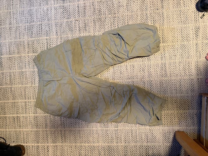 Men's Adult Large ZARA Ski Pants (Used)