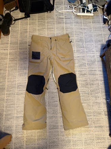 Men's Adult Medium Volcom 20k Ski Pants (New)