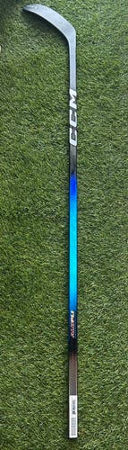 Senior CCM JetSpeed FT8 Pro Right Handed Hockey Stick P28 70 Flex (New)