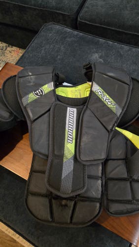 XL Warrior Ritual X4 E Goalie Chest Protector (Used)
