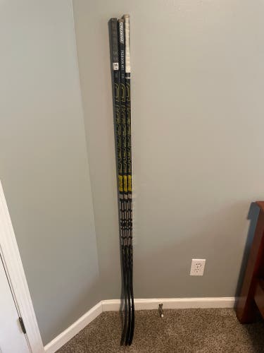 Senior Bauer Supreme 2S Pro Left Hand Hockey Stick P92M 77 Flex Pro Stock (Used)