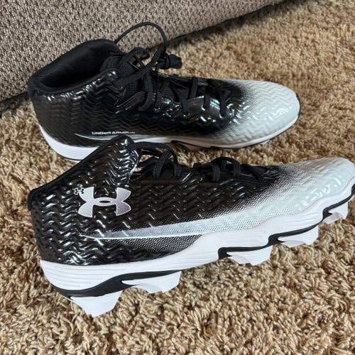 Under Armour UA Spotlight Hammer RM Football Cleats Men's sz 13 Black 3028207-001