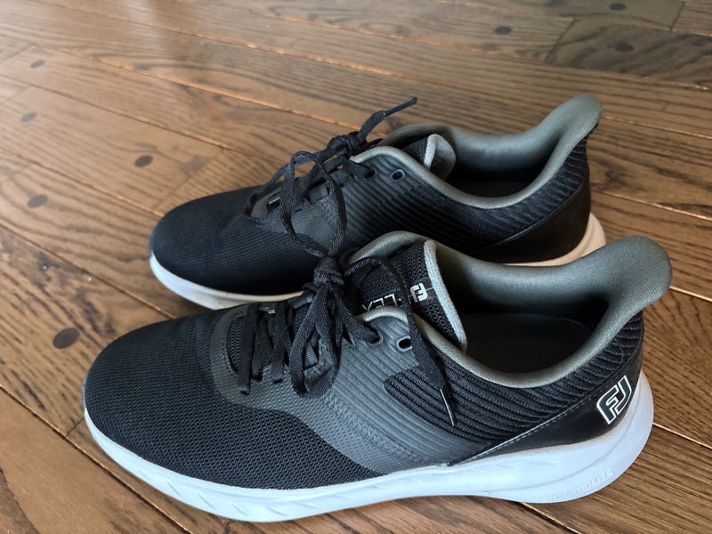 Men's Size M 10.0 (W 11.0) Footjoy Flex Golf Shoes (New)