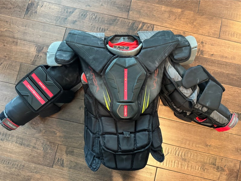 Bauer HyperLite 2 Goalie Chest Protector (Used) - Senior Small