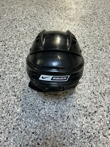 Used Medium Bauer Nike NBH1500M