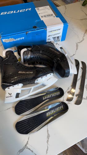 Bauer Supreme Shadow Hockey Skates 7 Fit 1 (New)