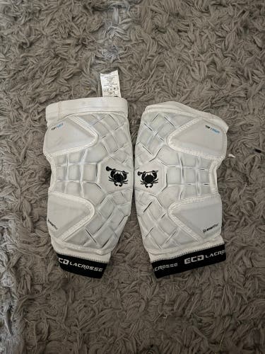 Large/Extra Large Adult ECD Echo Arm Pads (Used)