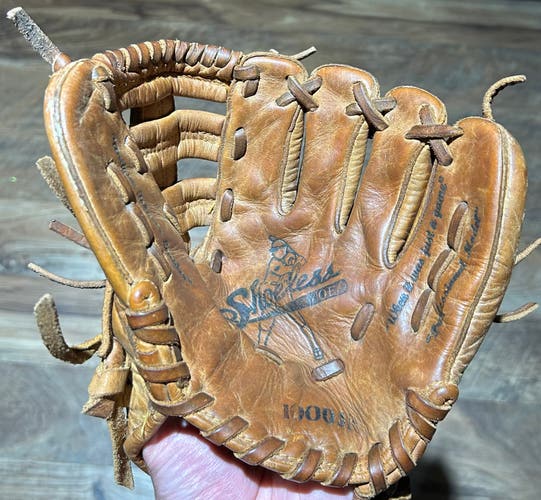 Shoeless Joe RH Baseball Glove 10" (Used)