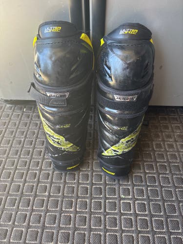 Senior Bauer Supreme Ultrasonic 14" Shin Pads (Used)