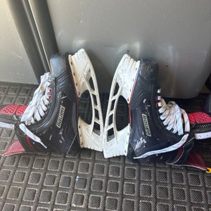 2017 Bauer Vapor 1X Hockey Skates Regular Width 9 (Used)