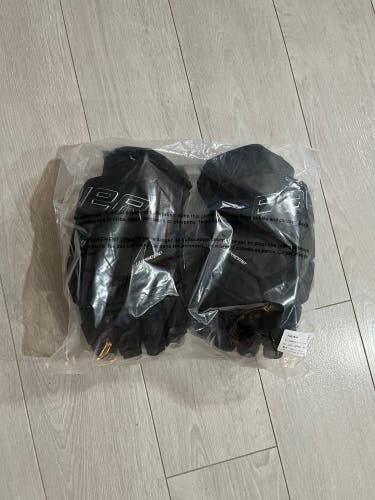 Bauer Supreme Mach Gloves 12" (New)