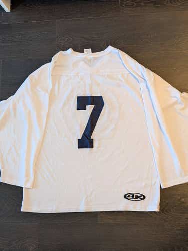 White Large Men's Game Jersey (Used)