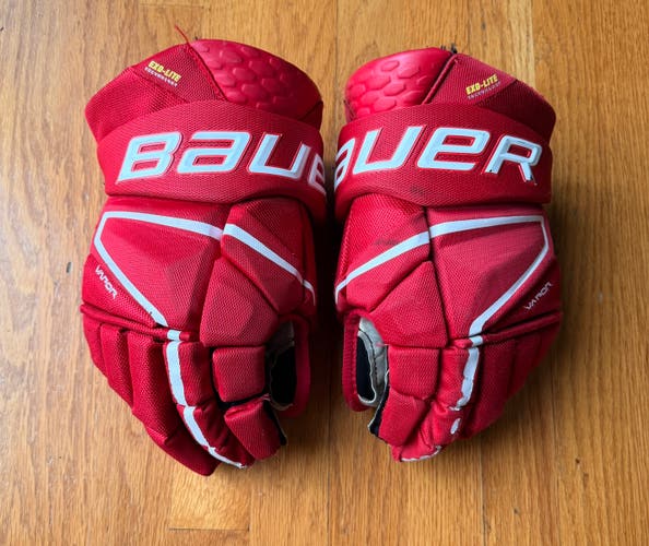 Bauer Vapor Hyperlite Gloves 14" (Used)
