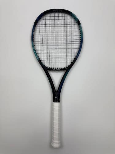 Yonex Ezone 98 2022, 4 3/8 Excellent 9/10