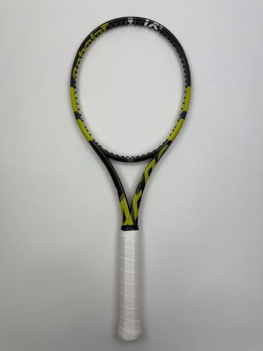 Babolat Pure Aero VS 2020, 4 1/2 Very Good Condition