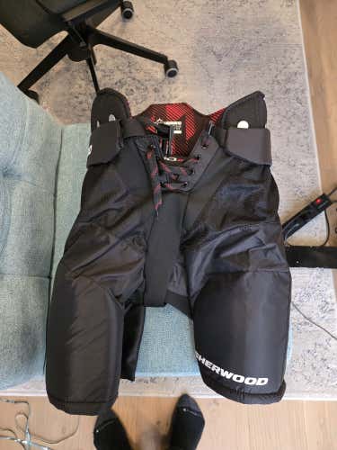 Junior XL Sherwood T60x Hockey Pants (Used)