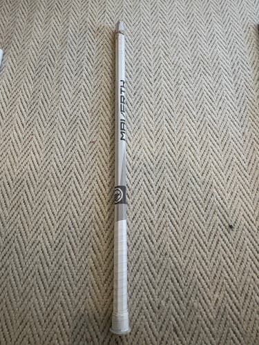 Adult Maverik Charger Shaft (New)