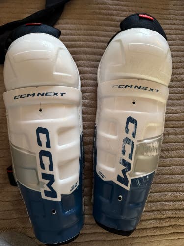 Junior CCM Next 10" Shin Pads (Used)