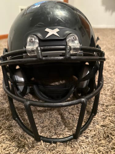 Youth Medium Xenith Helmet (Used)