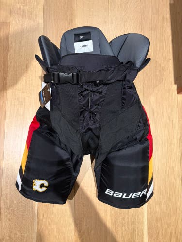 New Pro Stock Bauer Nexus Pro Pants Black Senior Small Calgary Flames Reverse Retro