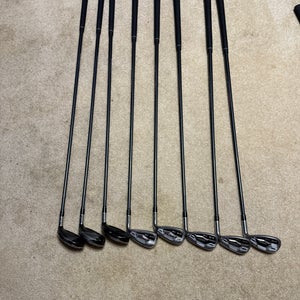 Men's Adams Idea a12 OS Right Handed Iron Set Regular Flex 4 - 9, PW, SW Graphite Shaft
