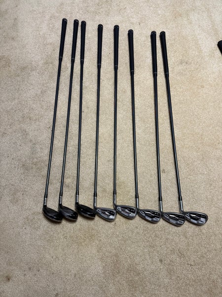 Men's Adams Idea a12 OS Right Handed Iron Set Regular Flex 4 - 9, PW, SW Graphite Shaft