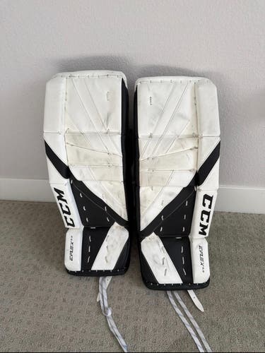 CCM EFlex 5.5 goalie pads, size 26+1