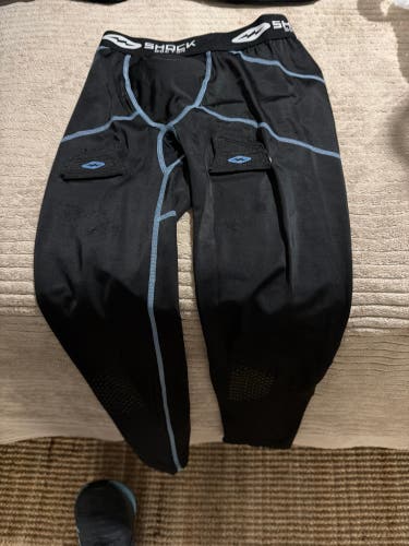 Black Large Girls Shock Doctor Compression (Used)