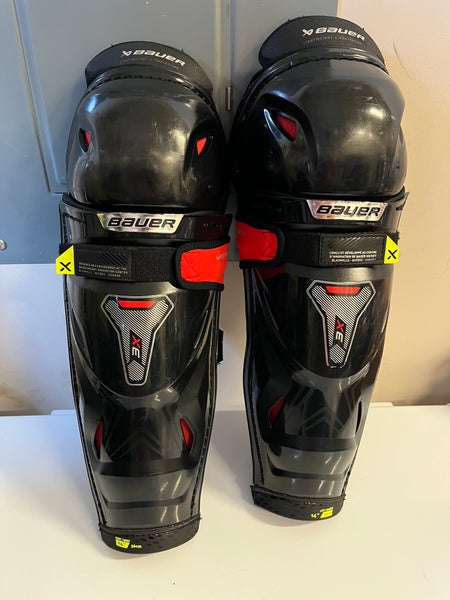 Intermediate Bauer Vapor 3X 14" Shin Pads (Used)