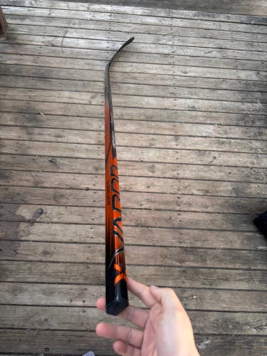 Senior Bauer Vapor Hyperlite 2 Left Hand Hockey Stick P92 77 Flex Pro Stock (New)