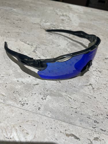 Unisex One Size Fits All Oakley Radar EV Sunglasses (New)