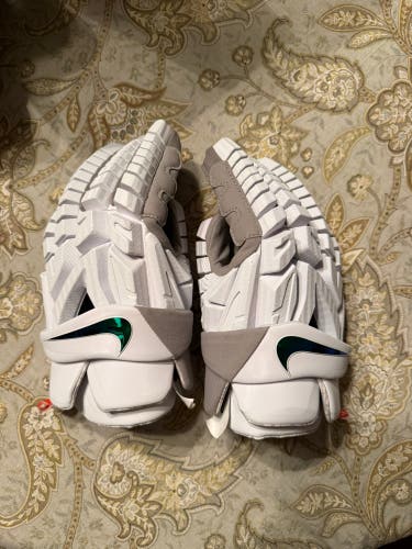 Nike Vapor Premier Lacrosse Gloves (New)