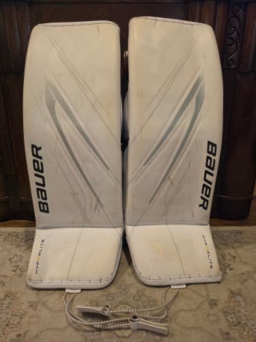 34" Bauer Hyperlite 2 Goalie Leg Pads (Used)