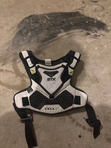 Medium Youth STX Cell V Shoulder Pads (Used)